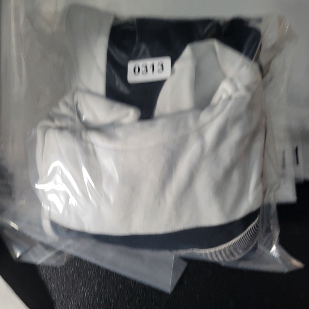 Nike Dri-FIT Hoodie Mens Large White Black Oversized Swoosh CJ6683-100 - Picture 7 of 10